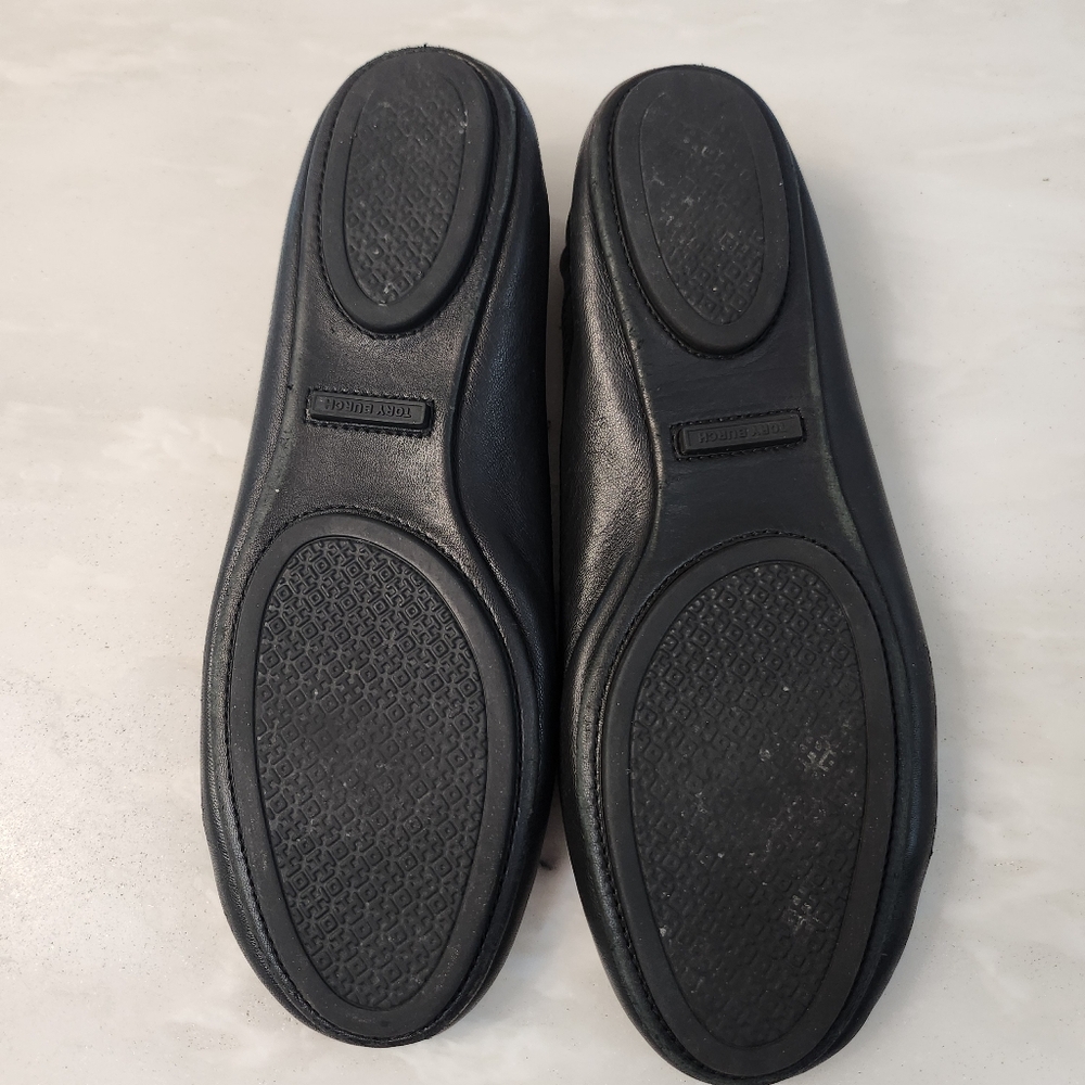 Tory Burch Black Leather Flats with Gold Logo Medallion - Picture 7 of 9